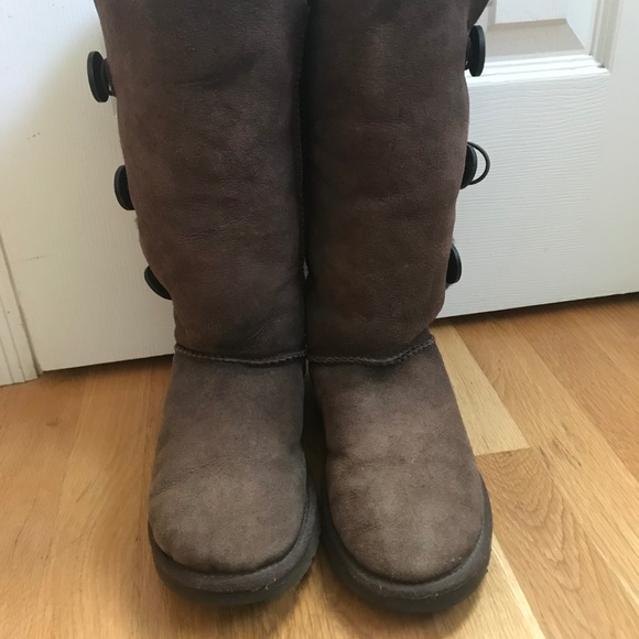 UGG Triplet Bailey Button boots -- brown size 8 - Picture 5 of 7